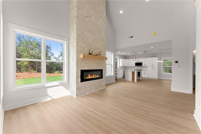 3115 Heritage Crossing Drive, Buford, GA 30519