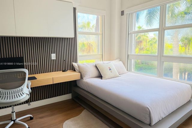 711 Crandon Blvd 401, Key Biscayne, FL 33149