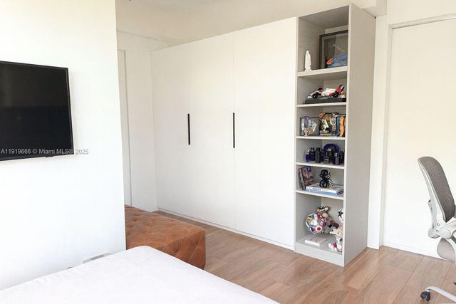 711 Crandon Blvd 401, Key Biscayne, FL 33149