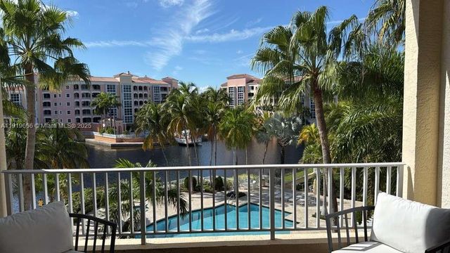 711 Crandon Blvd 401, Key Biscayne, FL 33149