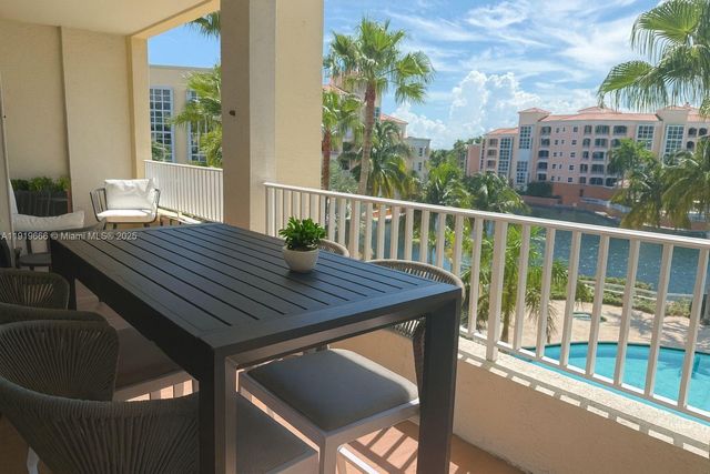 711 Crandon Blvd 401, Key Biscayne, FL 33149