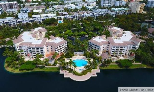 711 Crandon Blvd 401, Key Biscayne, FL 33149