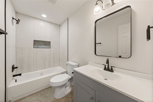 1510 N 7TH Street, Waco, TX 76707