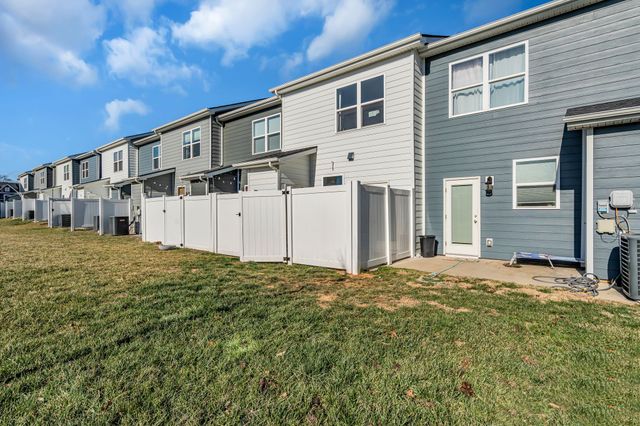 1248 Hope Village Way, Hermitage, TN 37076