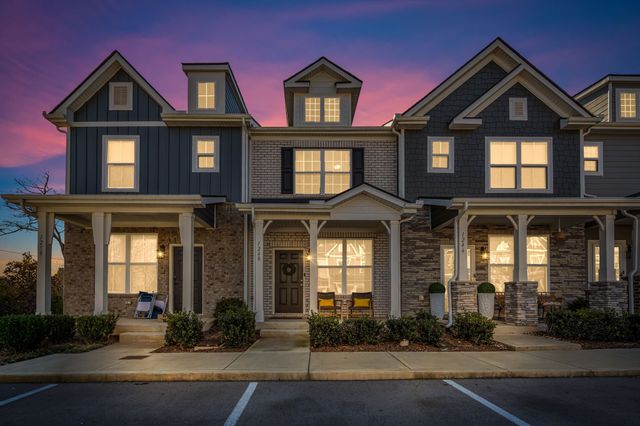 1248 Hope Village Way, Hermitage, TN 37076