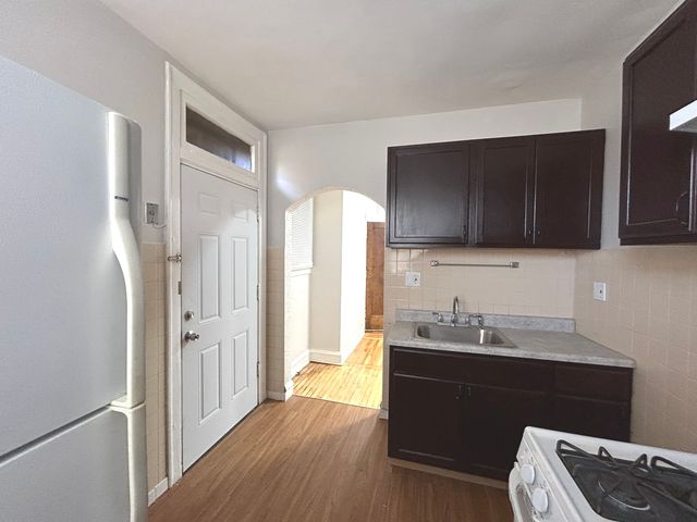 7655 S Yates Boulevard 2408-1, Chicago, IL 60649