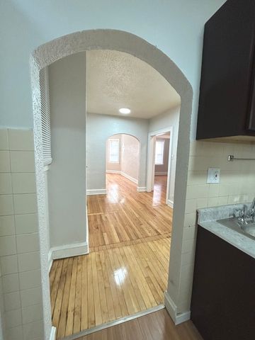 7655 S Yates Boulevard 2408-1, Chicago, IL 60649