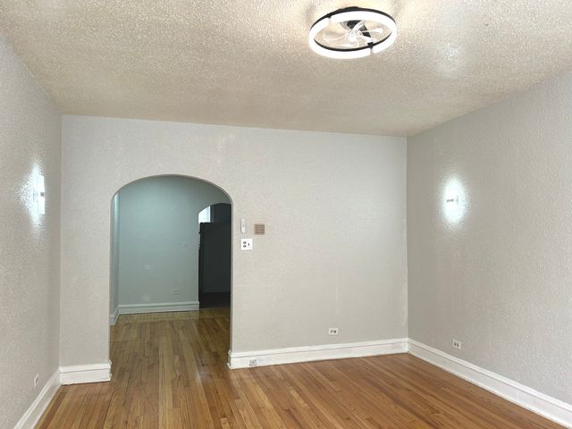 7655 S Yates Boulevard 2408-1, Chicago, IL 60649