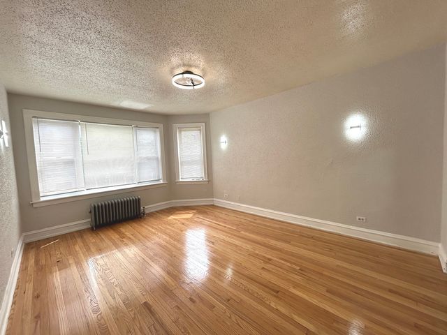 7655 S Yates Boulevard 2408-1, Chicago, IL 60649