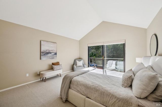 5 Creekside Dr, San Rafael, CA 94903