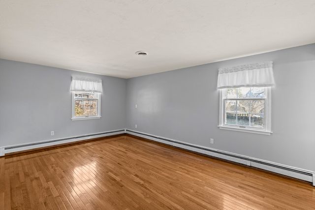 38 Roosevelt St, Braintree, MA 02184