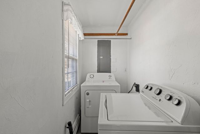 38 Roosevelt St, Braintree, MA 02184