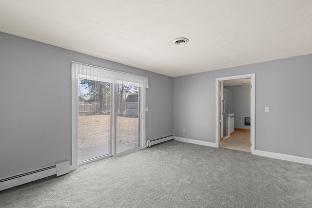 38 Roosevelt St, Braintree, MA 02184