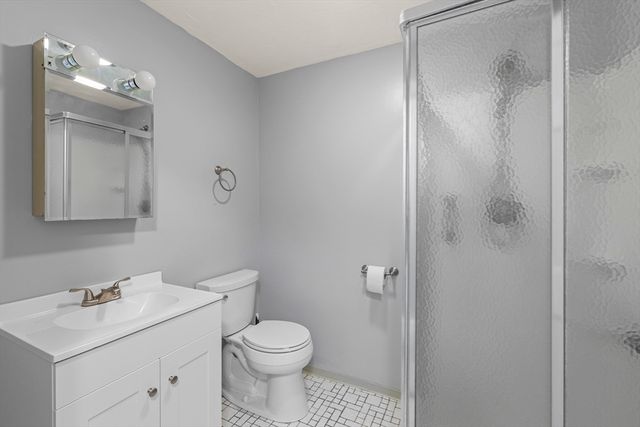 38 Roosevelt St, Braintree, MA 02184