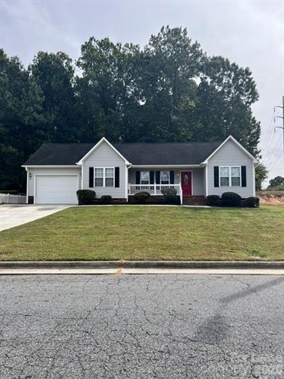 231 Summer Pine Place, Kannapolis, NC 28081