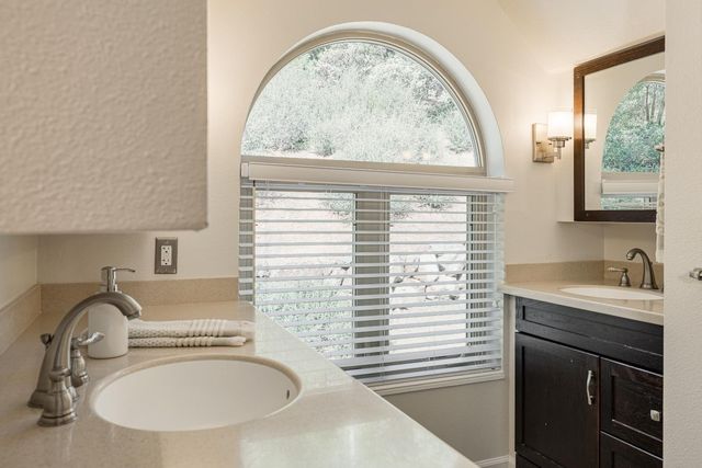 2213 Old Toll Rd, Placerville, CA 95667