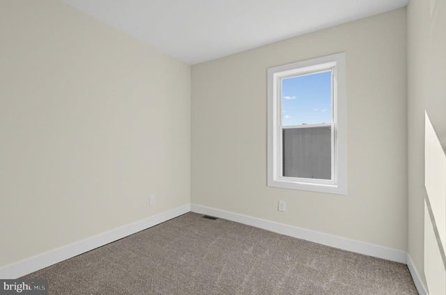 5847 N 12TH ST, Philadelphia, PA 19141