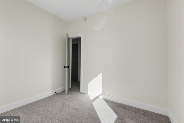 5847 N 12TH ST, Philadelphia, PA 19141