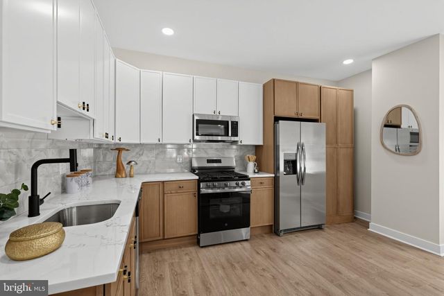5847 N 12TH ST, Philadelphia, PA 19141