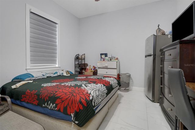 2394 45TH AVENUE NE, Naples, FL 34120