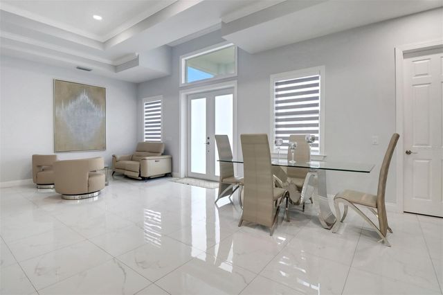2394 45TH AVENUE NE, Naples, FL 34120