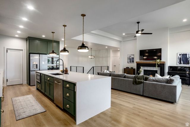 575 S 1450 W, Farmington, UT 84025