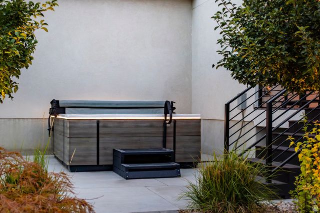 575 S 1450 W, Farmington, UT 84025