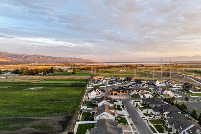 575 S 1450 W, Farmington, UT 84025