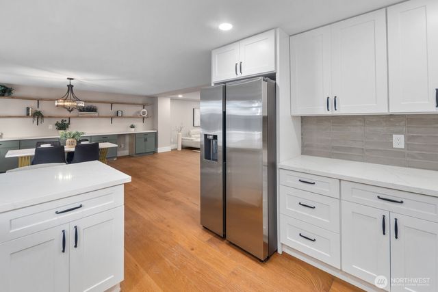 2734 Sunset Drive W, University Place, WA 98466