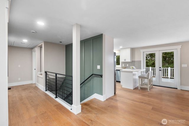 2734 Sunset Drive W, University Place, WA 98466