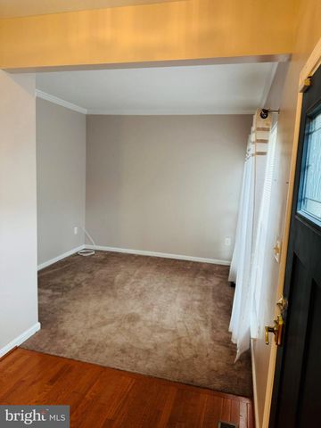 8643 ADRIENNE PL, Manassas, VA 20110