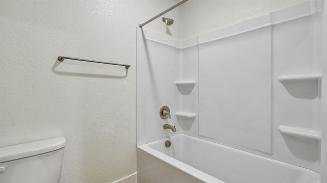7835 Rivermeadow Way, Sacramento, CA 95832