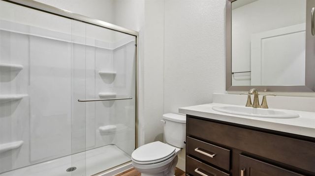 7835 Rivermeadow Way, Sacramento, CA 95832