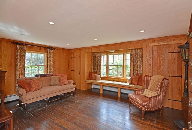 580 Old Mill ROAD, Fox Chapel, PA 15238