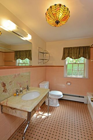 580 Old Mill ROAD, Fox Chapel, PA 15238