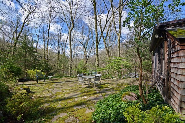 580 Old Mill ROAD, Fox Chapel, PA 15238