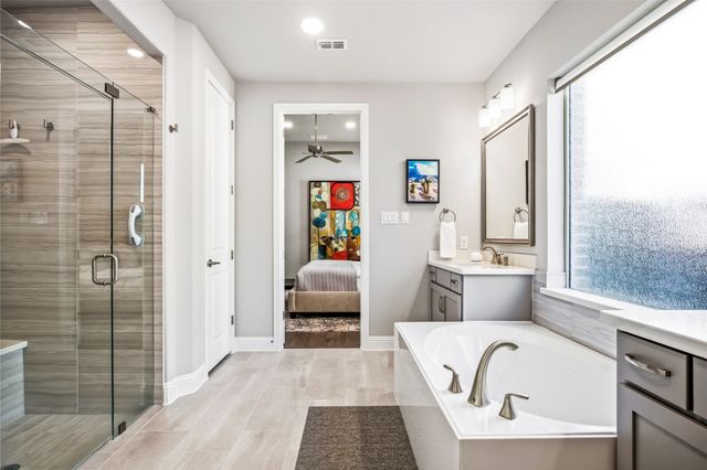 5204 BRADFORD GREEN Trail, Flower Mound, TX 75028