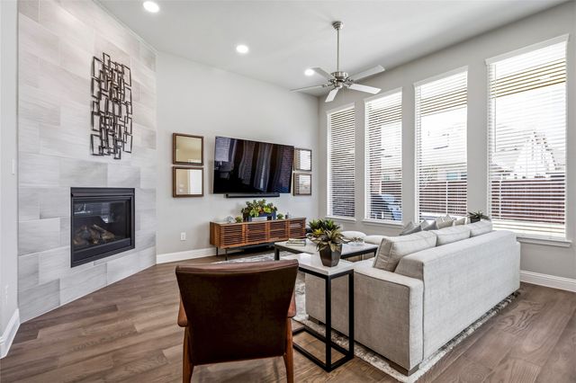 5204 BRADFORD GREEN Trail, Flower Mound, TX 75028