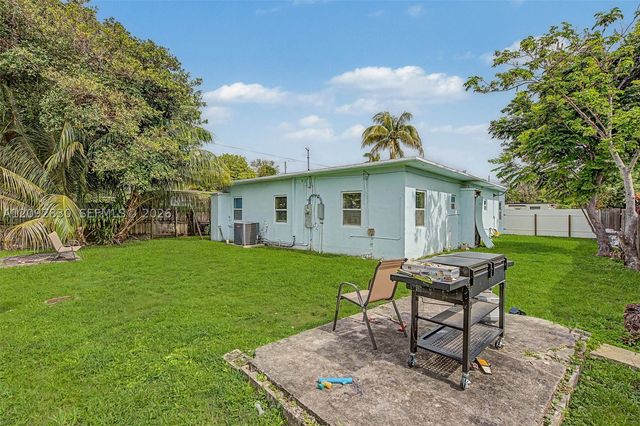 5910 SW 62nd Ter 0, South Miami, FL 33143