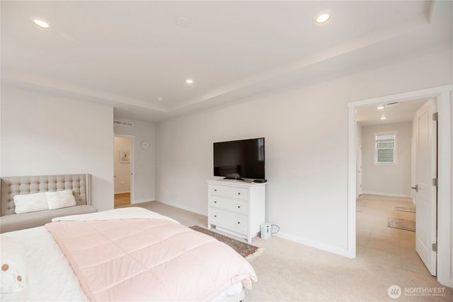 1703 14th Place NE, Issaquah, WA 98029