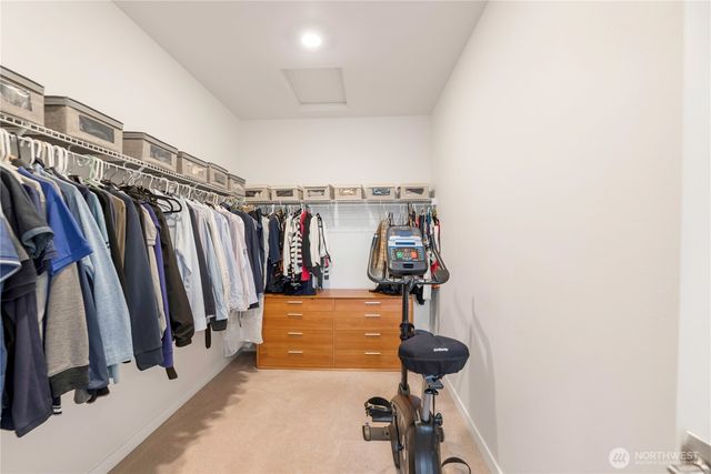1703 14th Place NE, Issaquah, WA 98029