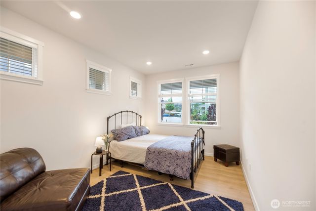 1703 14th Place NE, Issaquah, WA 98029