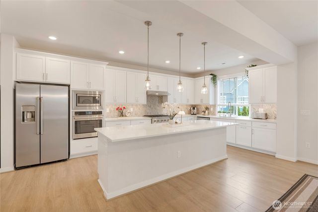 1703 14th Place NE, Issaquah, WA 98029