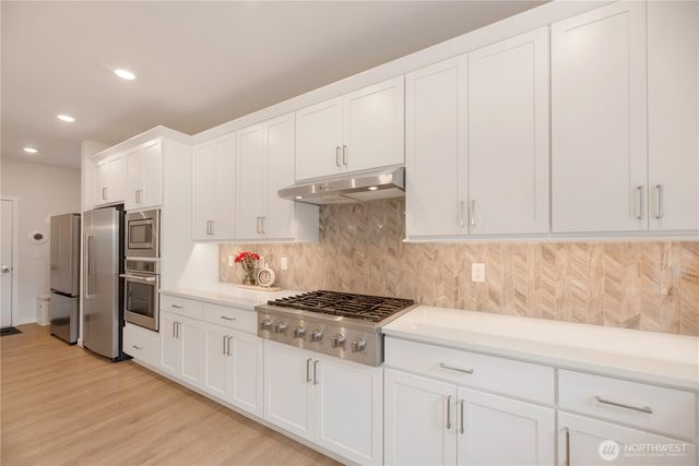 1703 14th Place NE, Issaquah, WA 98029