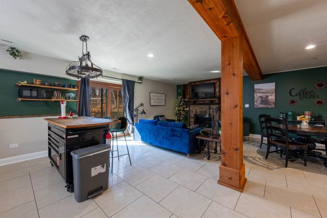 41W461 Burlington Road, Campton Hills, IL 60175