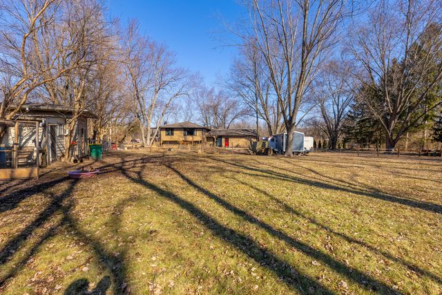 41W461 Burlington Road, Campton Hills, IL 60175