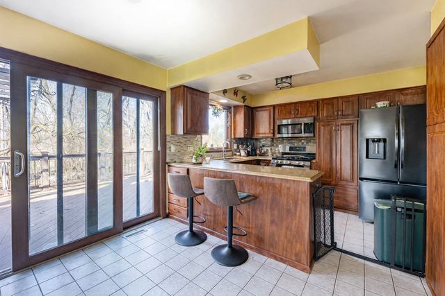 41W461 Burlington Road, Campton Hills, IL 60175