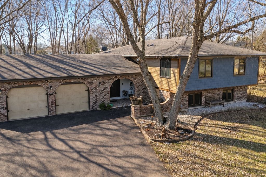 Image 1 of property listing at 41W461 Burlington Road, Campton Hills, IL 60175