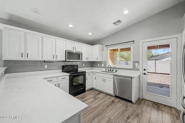 4868 E MEADOW MIST Lane, San Tan Valley, AZ 85140