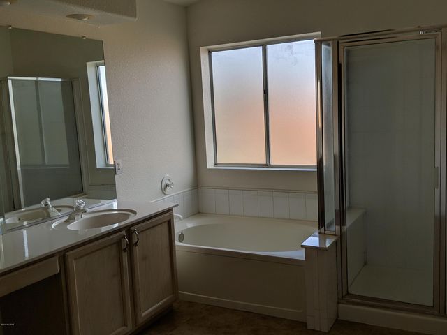 5563 Weeping Rock Drive, Tucson, AZ 85750